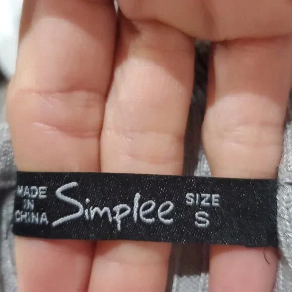 New Simplee Cold-Shoulder Ribbed Turtleneck Sweater In Light Gray - Picture 7 of 7